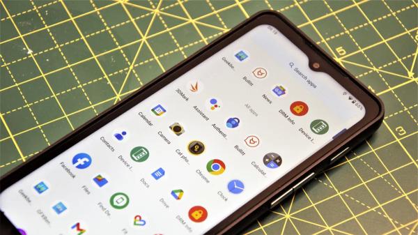 Рейтинг лучших прочных телефонов 2024 года